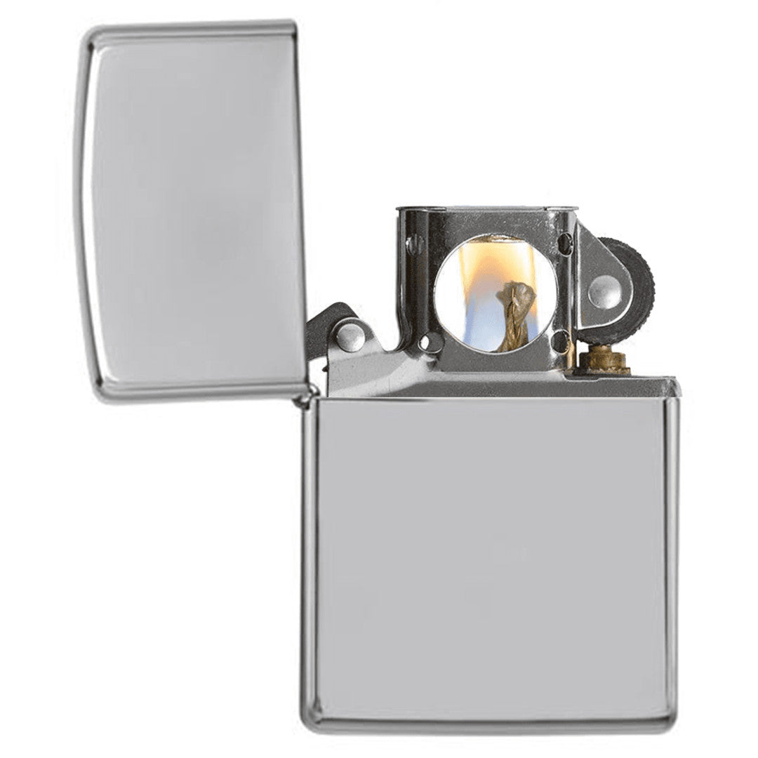 250, High Polish Chrome, Classic Case - open and lit - pipe insert