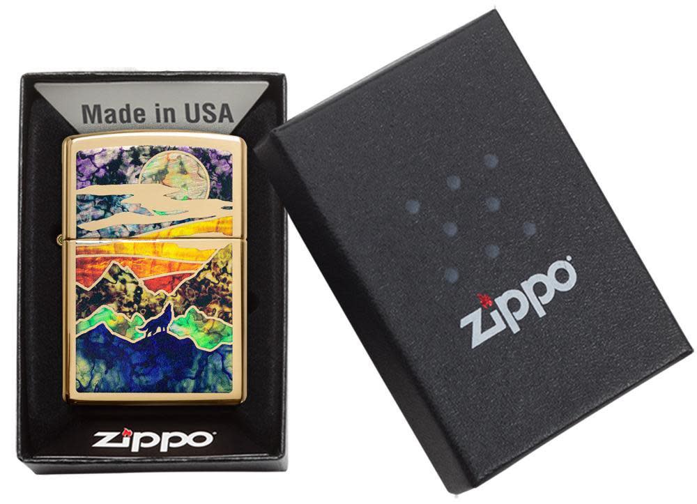 High Polish Brass Howling Wolf – Zippo USA