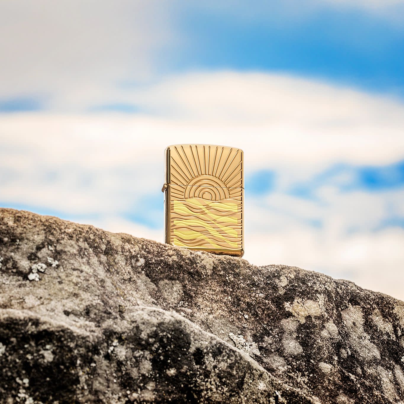 SunBeam Pendant Armor® High Polish Brass Windproof Lighter – Zippo USA
